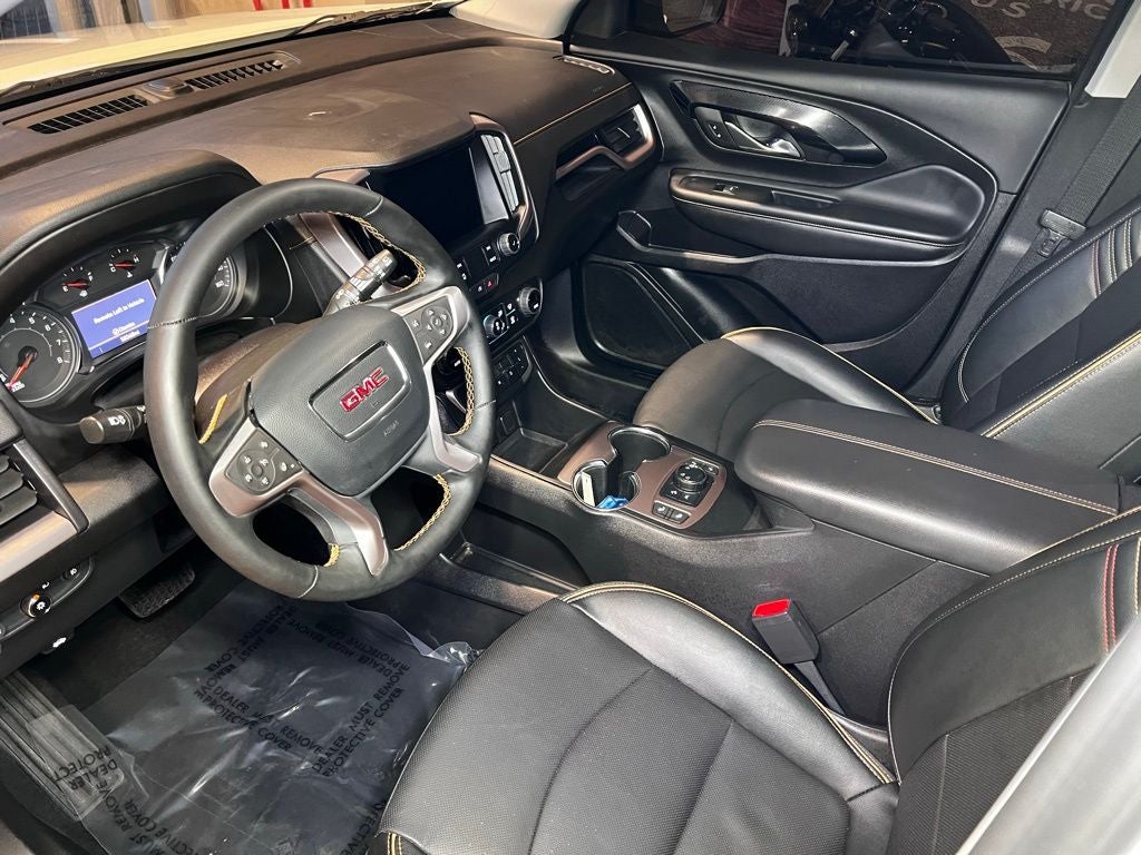 2024 GMC Terrain AT4