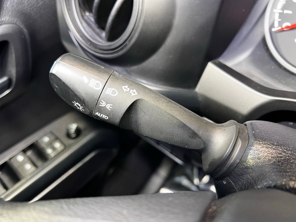 2021 Toyota Tacoma SR V6