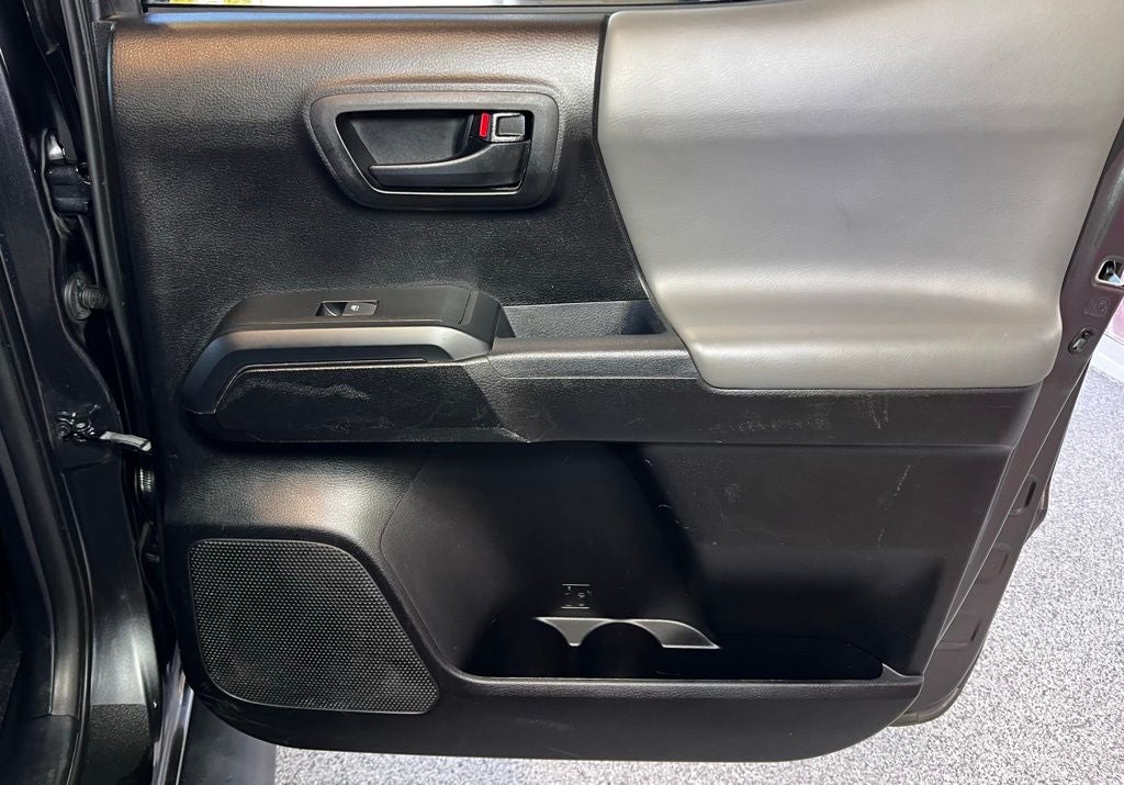 2021 Toyota Tacoma SR V6