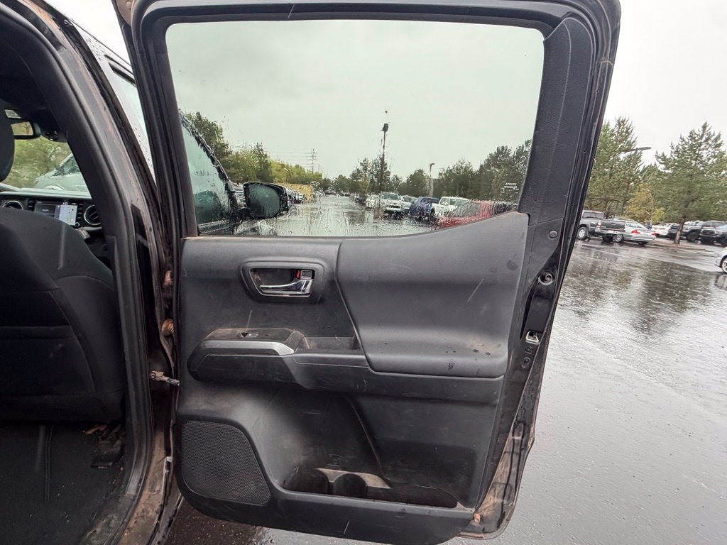 2023 Toyota Tacoma TRD Sport V6