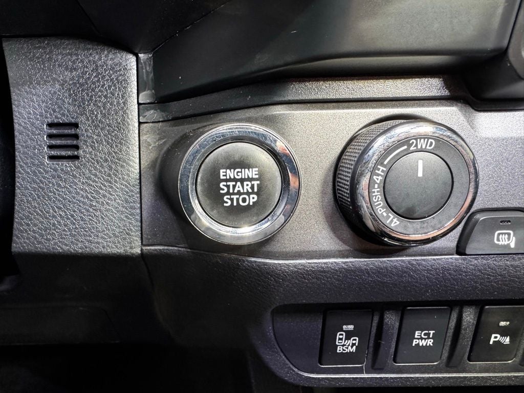 2023 Toyota Tacoma TRD Sport V6
