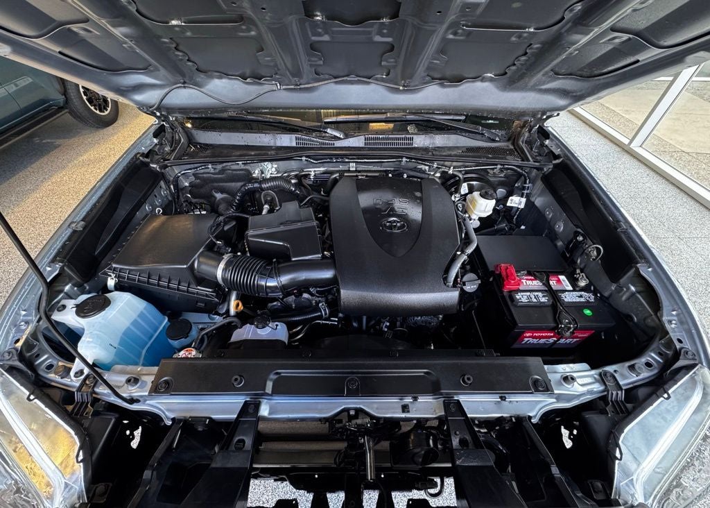 2021 Toyota Tacoma SR V6