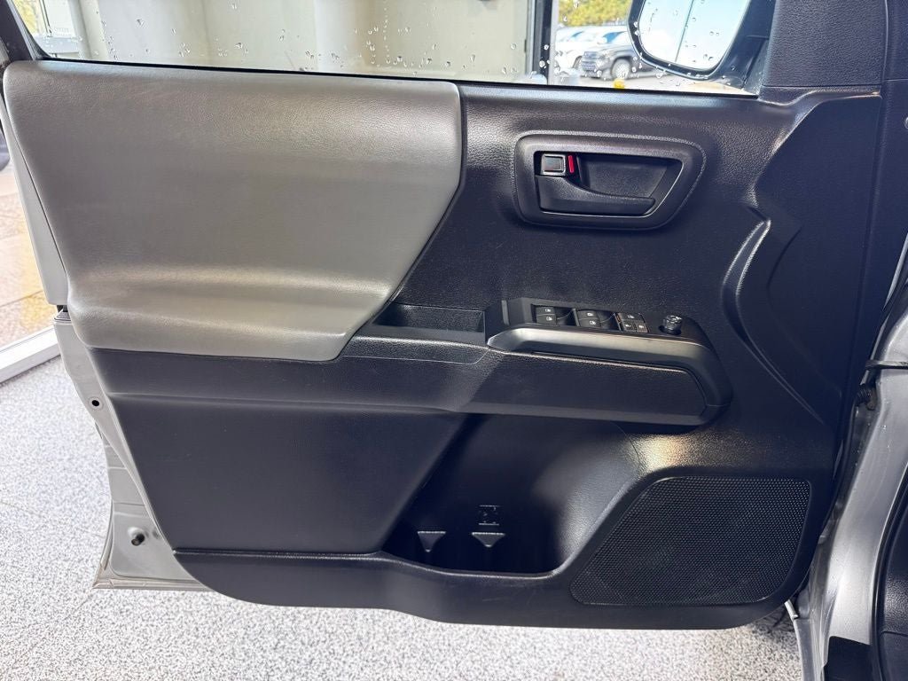 2021 Toyota Tacoma SR V6