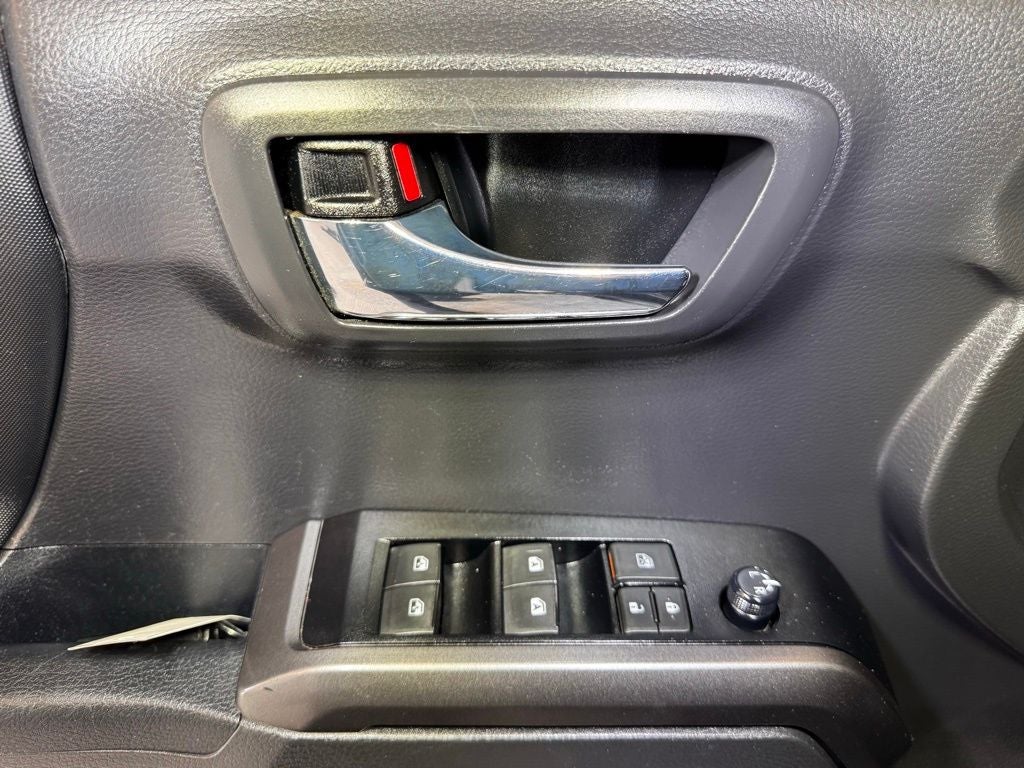 2023 Toyota Tacoma TRD Off-Road V6