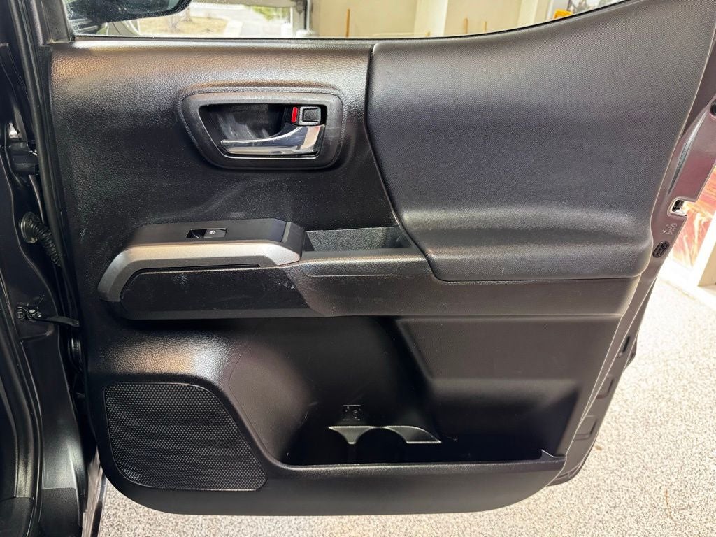 2023 Toyota Tacoma TRD Sport V6