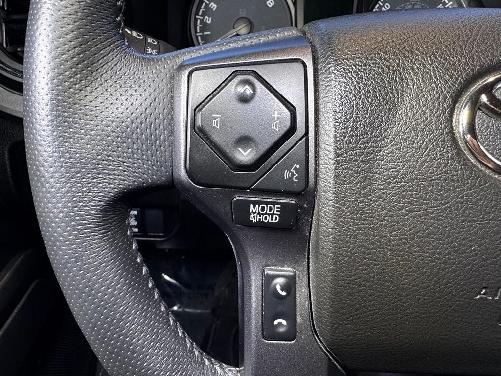 2022 Toyota Tacoma TRD Off-Road V6