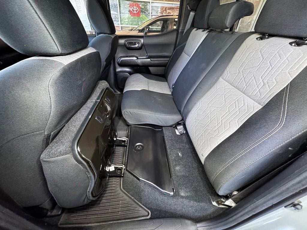 2022 Toyota Tacoma TRD Off-Road V6