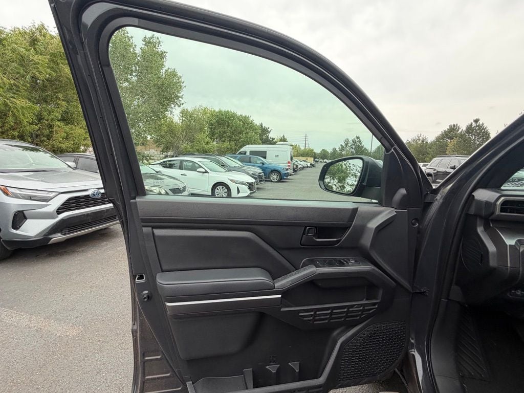2025 Toyota Tacoma SR5