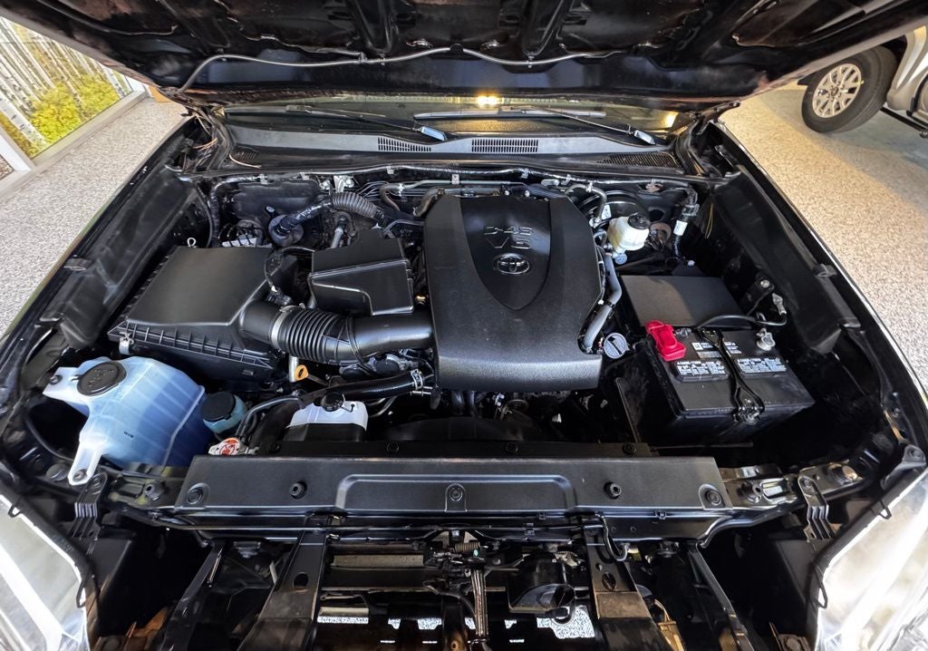 2021 Toyota Tacoma SR5 V6