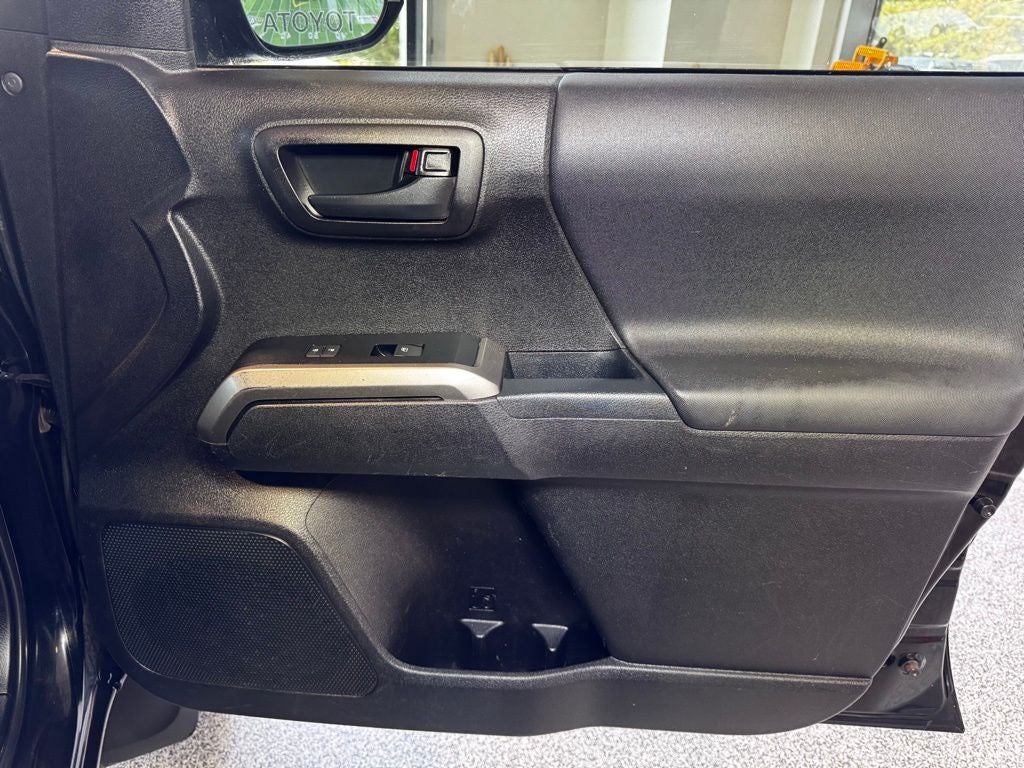 2021 Toyota Tacoma SR5 V6