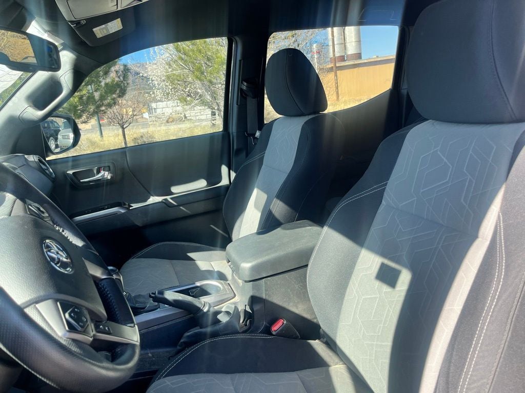 2022 Toyota Tacoma TRD Sport V6