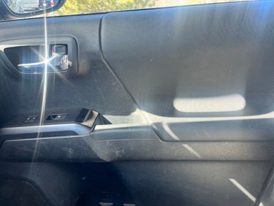 2022 Toyota Tacoma TRD Sport V6