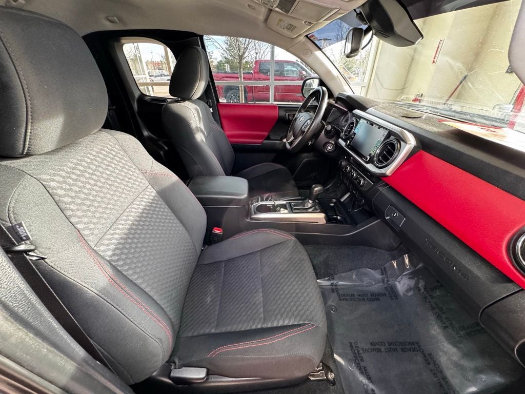 2022 Toyota Tacoma SR5 V6