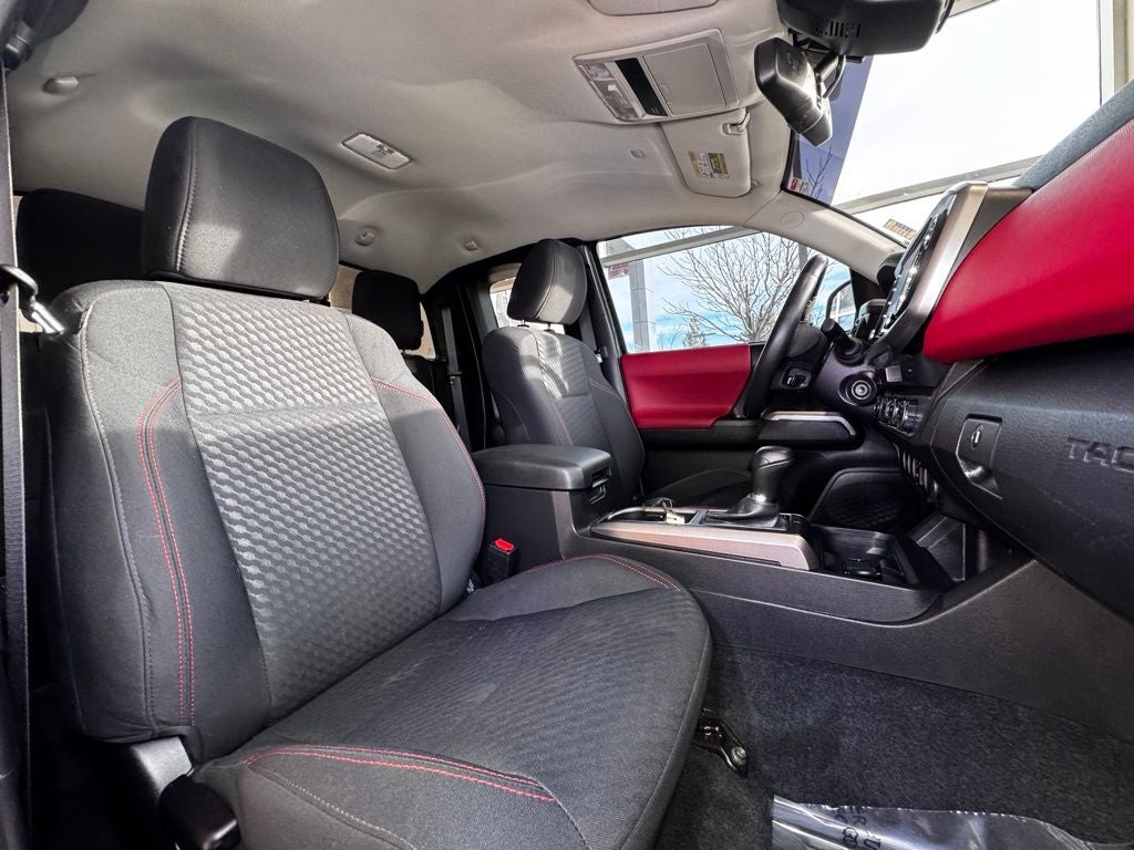 2022 Toyota Tacoma SR5 V6