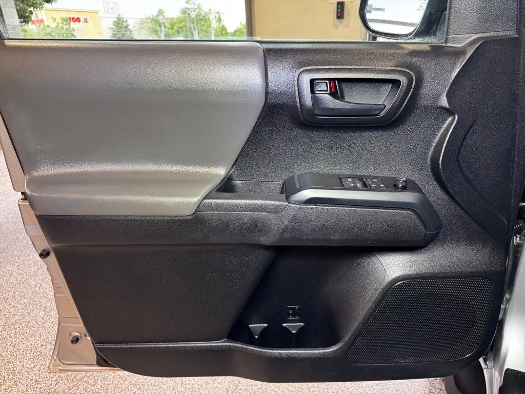 2021 Toyota Tacoma SR V6