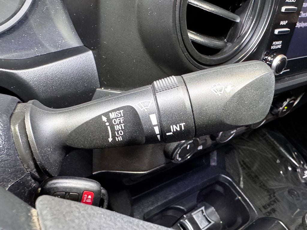 2021 Toyota Tacoma SR V6