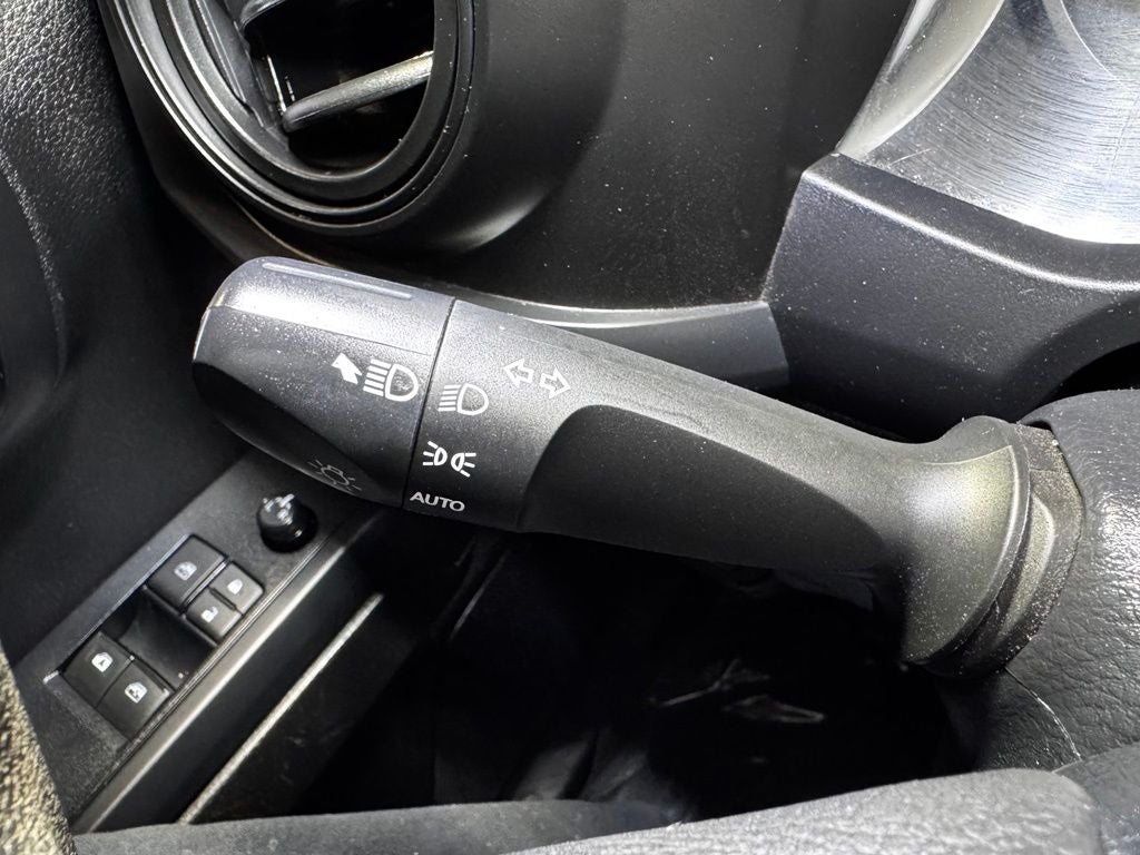 2021 Toyota Tacoma SR V6