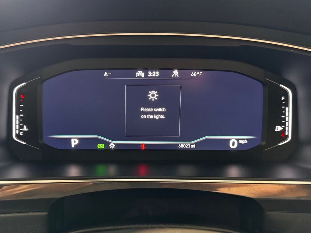 2022 Volkswagen Tiguan 2.0T SEL R-Line