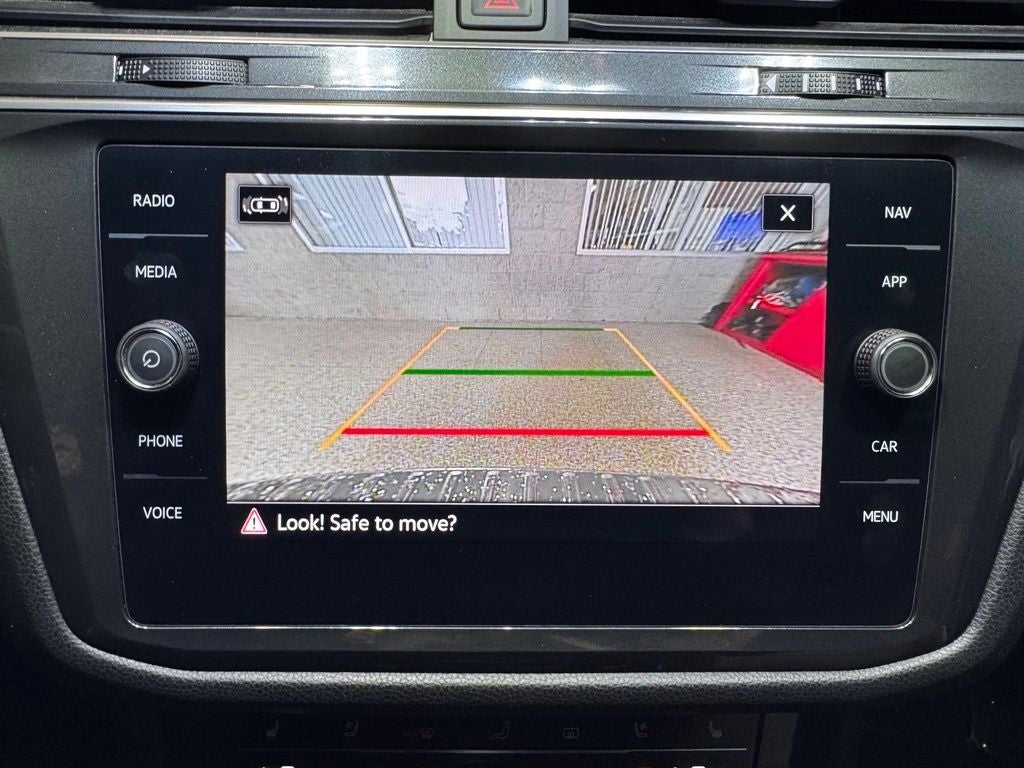 2022 Volkswagen Tiguan 2.0T SEL R-Line