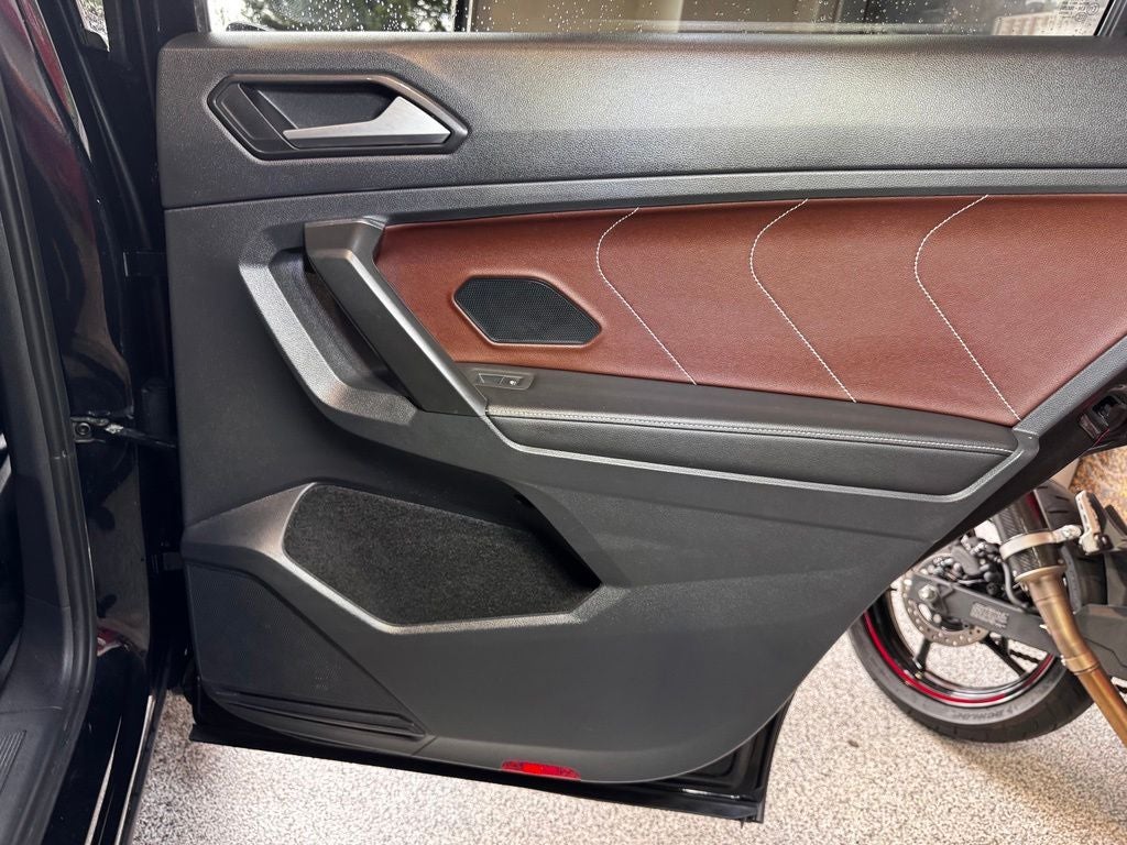 2022 Volkswagen Tiguan 2.0T SEL R-Line