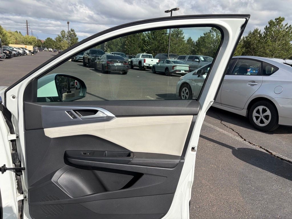 2025 Volkswagen Taos 1.5T SE