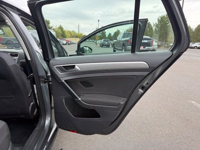 2017 Volkswagen Golf TSI S 4-Door