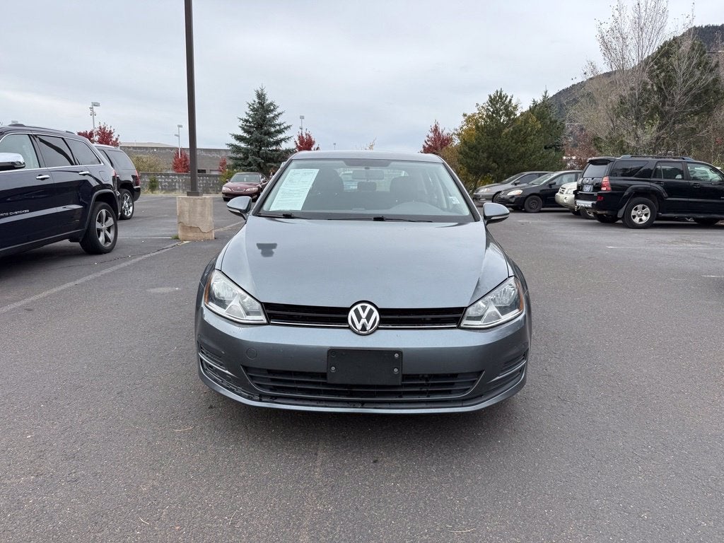 2017 Volkswagen Golf TSI S 4-Door