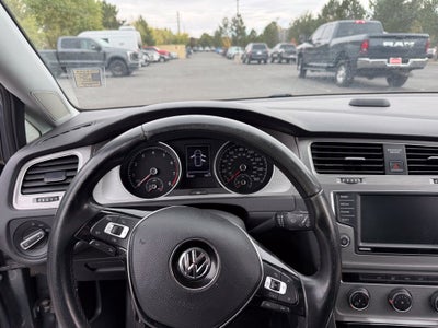 2017 Volkswagen Golf TSI S 4-Door
