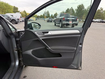 2017 Volkswagen Golf TSI S 4-Door