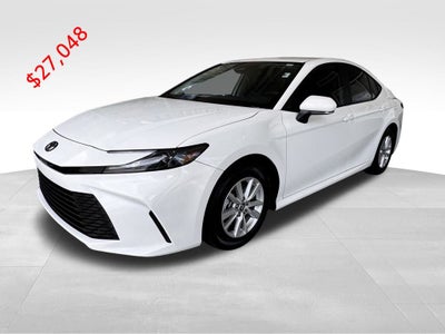 2025 Toyota Camry LE