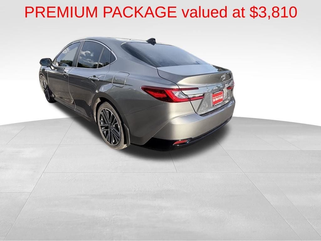 2025 Toyota Camry XLE