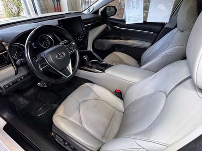 2021 Toyota Camry Hybrid XLE