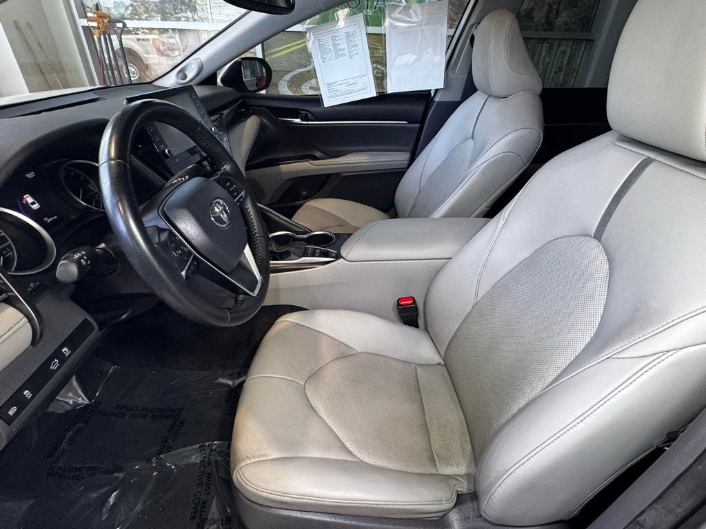 2021 Toyota Camry Hybrid XLE