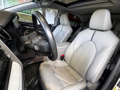 2021 Toyota Camry Hybrid XLE