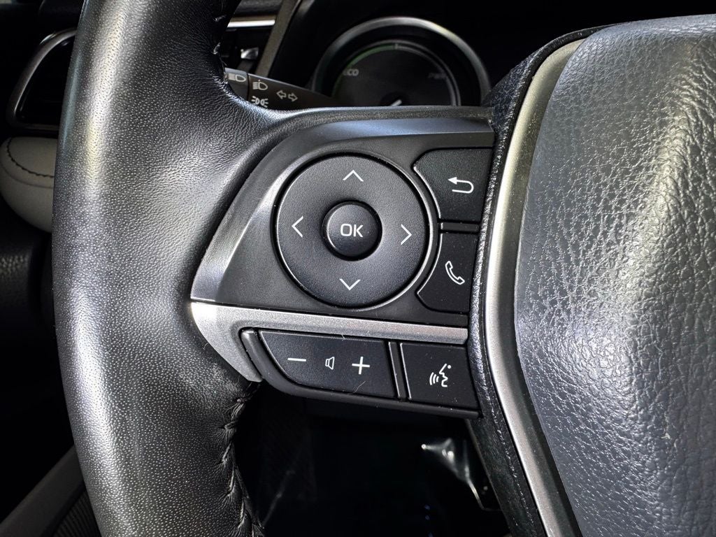 2021 Toyota Camry Hybrid XLE