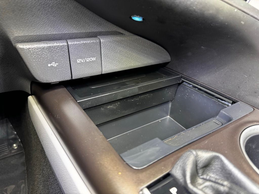 2021 Toyota Camry Hybrid XLE