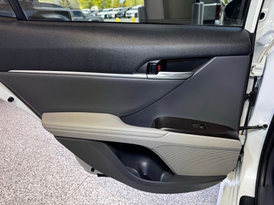 2021 Toyota Camry Hybrid XLE