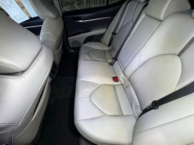 2021 Toyota Camry Hybrid XLE