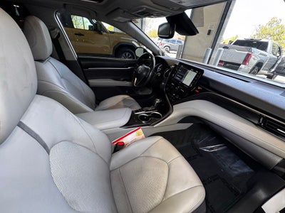 2021 Toyota Camry Hybrid XLE