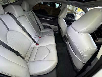 2021 Toyota Camry Hybrid XLE
