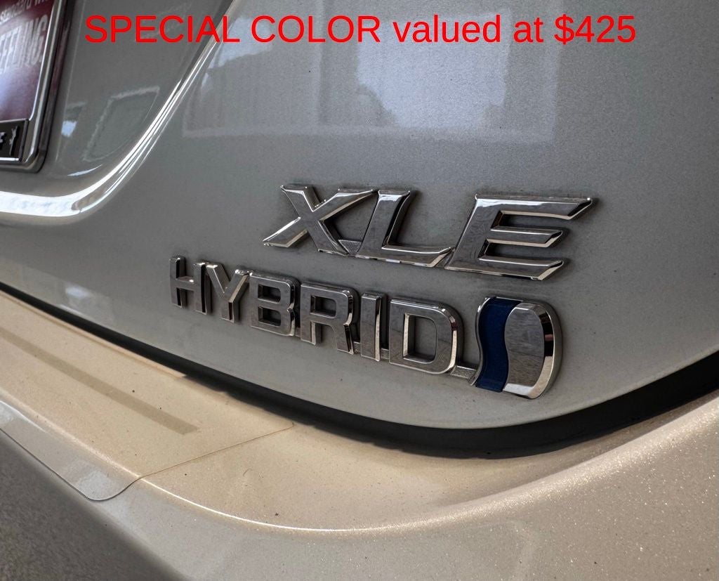 2021 Toyota Camry Hybrid XLE