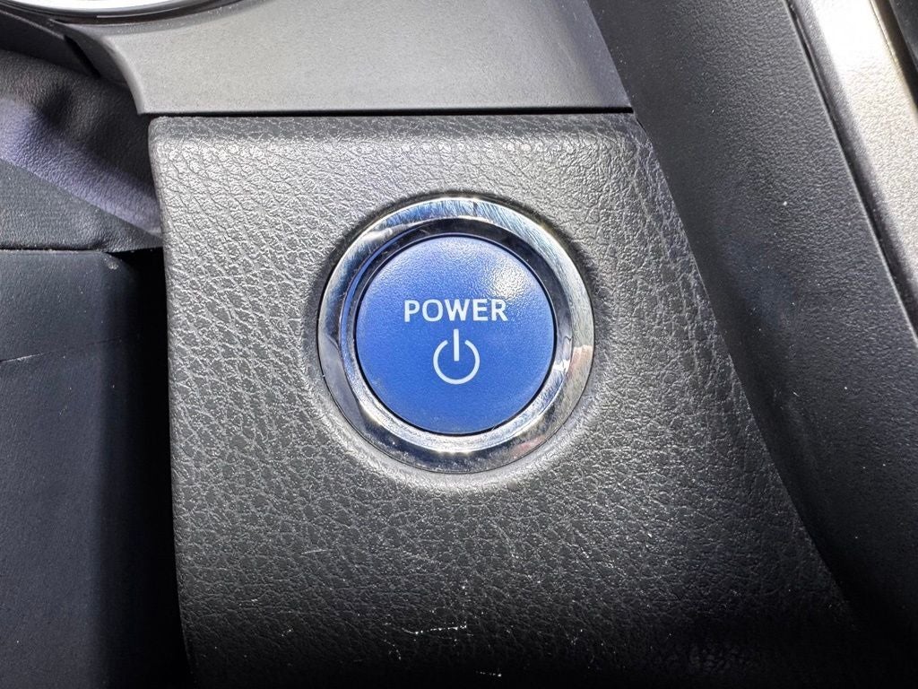2023 Toyota Camry Hybrid LE