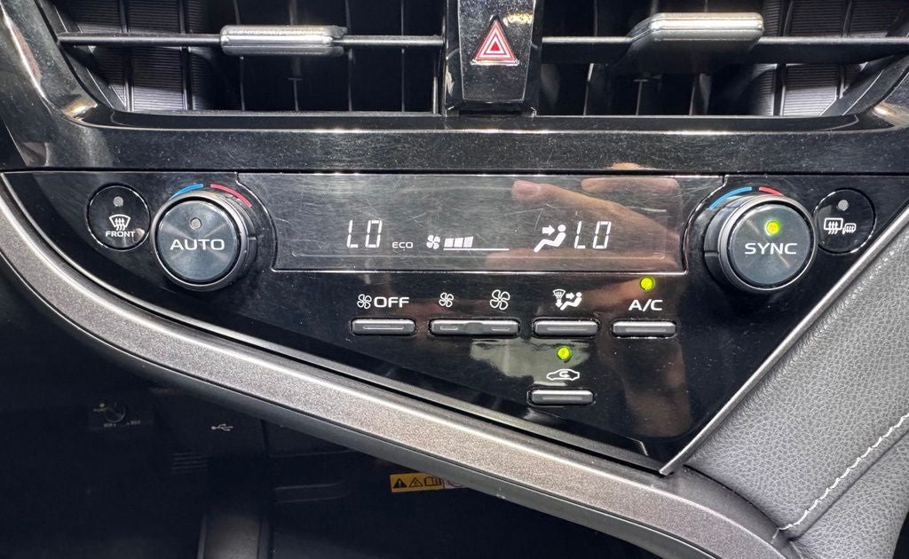 2023 Toyota Camry Hybrid LE