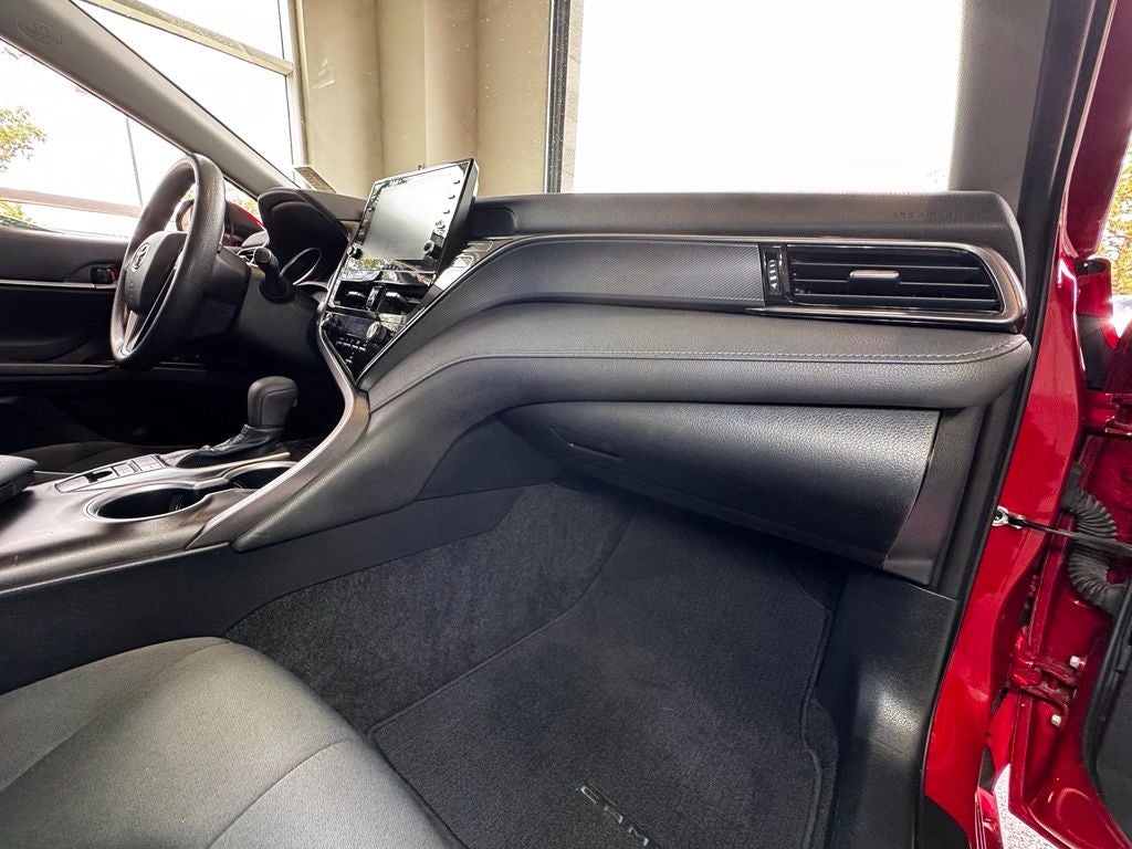 2023 Toyota Camry Hybrid LE