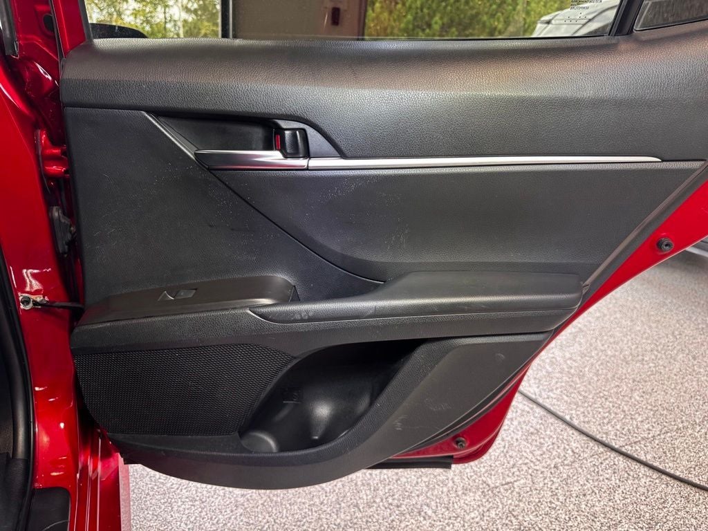 2023 Toyota Camry Hybrid LE