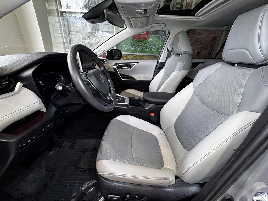 2022 Toyota RAV4 Hybrid Limited