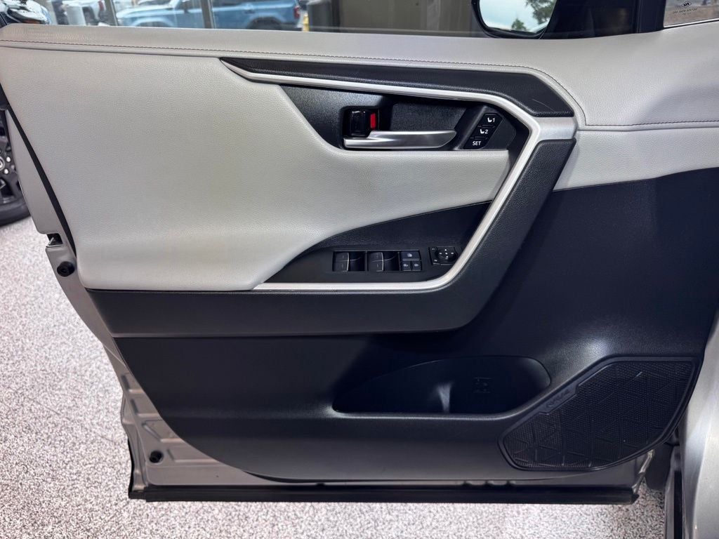 2022 Toyota RAV4 Hybrid Limited