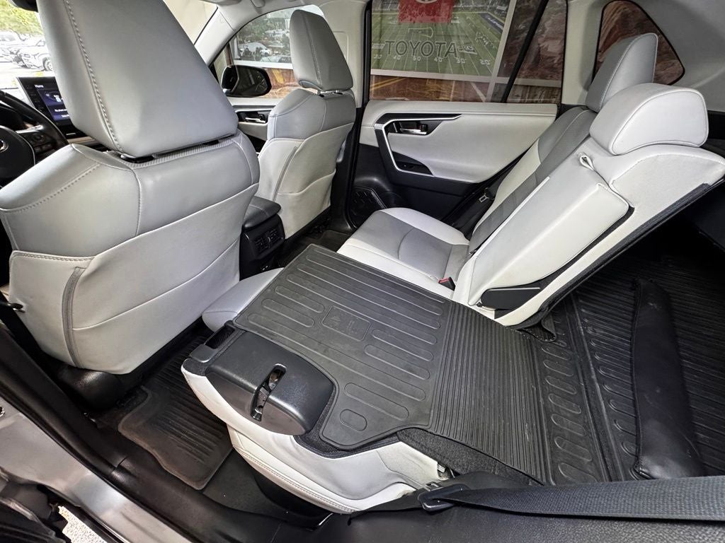 2022 Toyota RAV4 Hybrid Limited