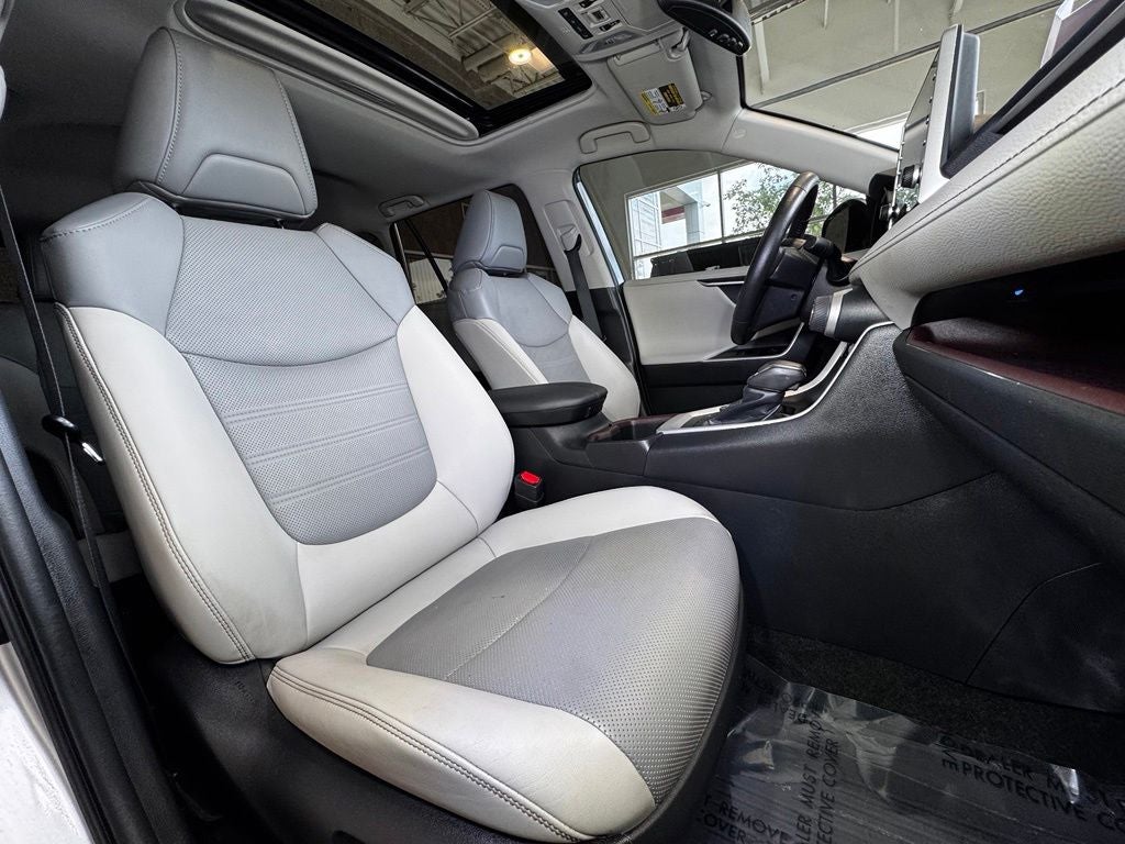 2022 Toyota RAV4 Hybrid Limited