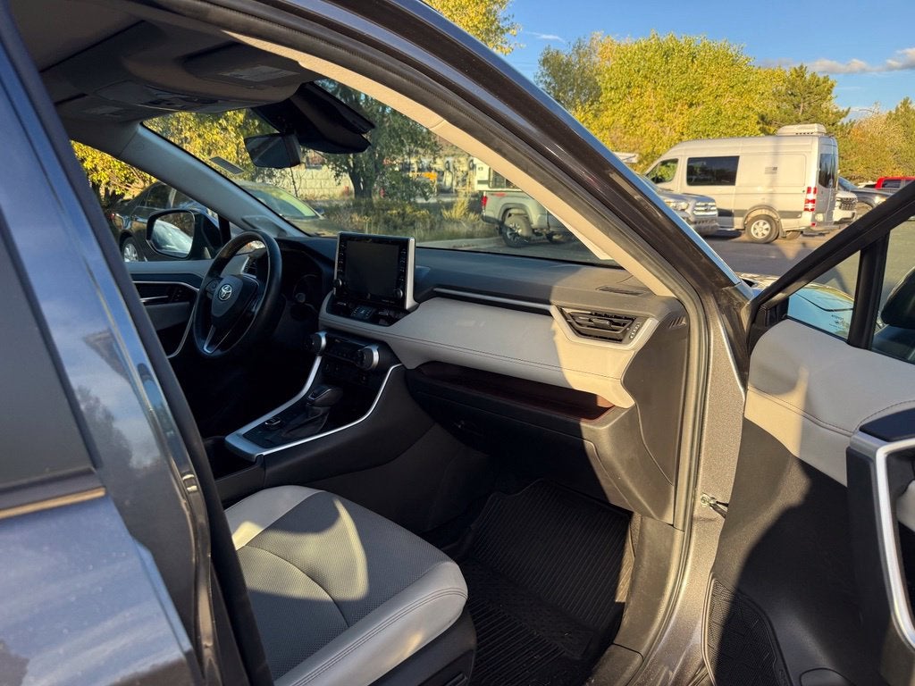 2022 Toyota RAV4 Hybrid Limited